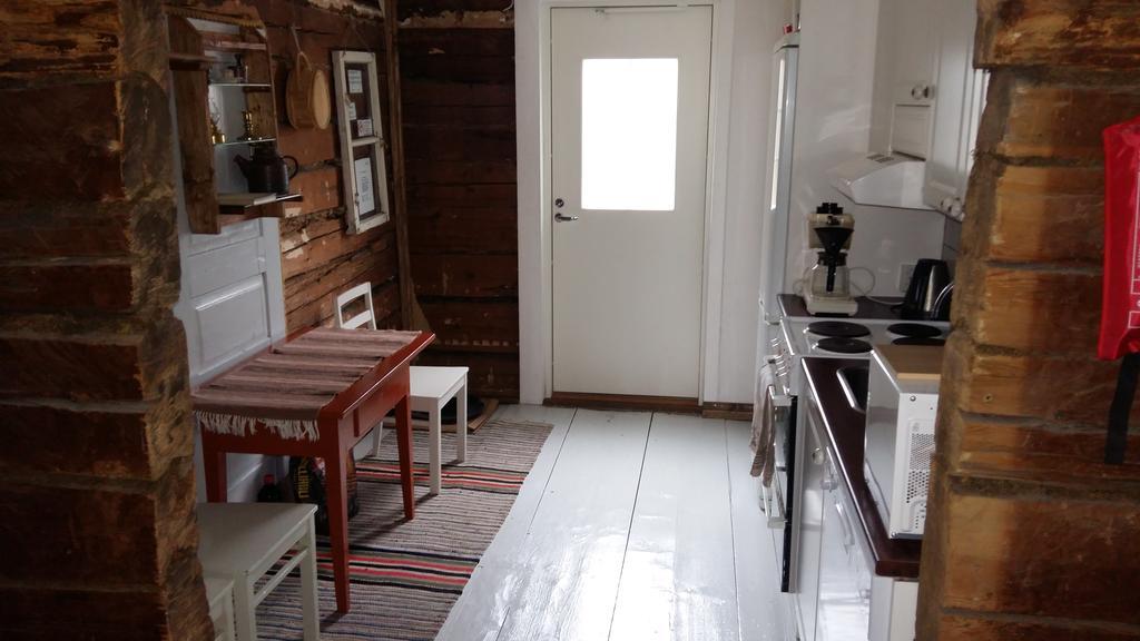 Punavilla Cottage Eura Kamer foto